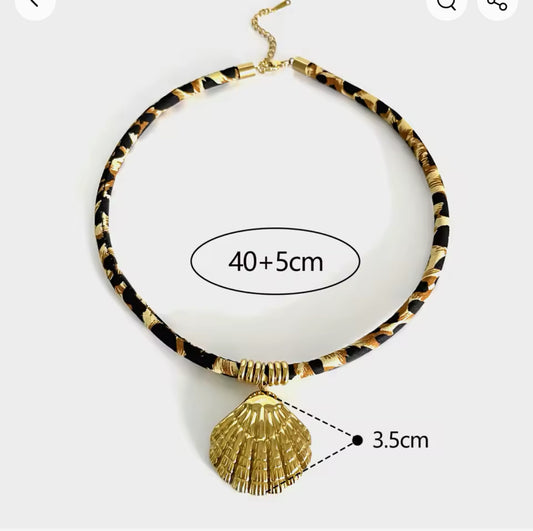 Tiger Print Choker Necklace with Sea Shell Pendant